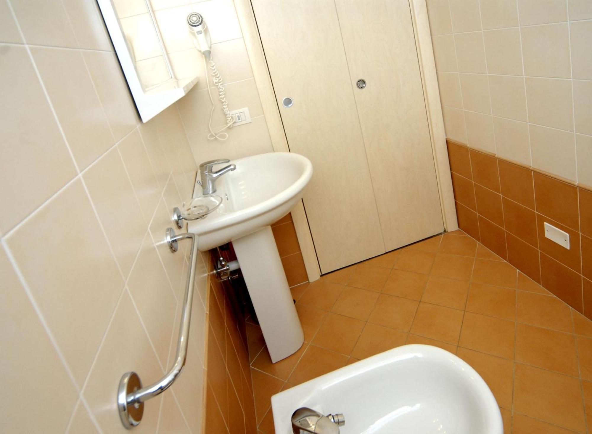 Luminous Flat With Shared Garden Next To The Sea * Bibione